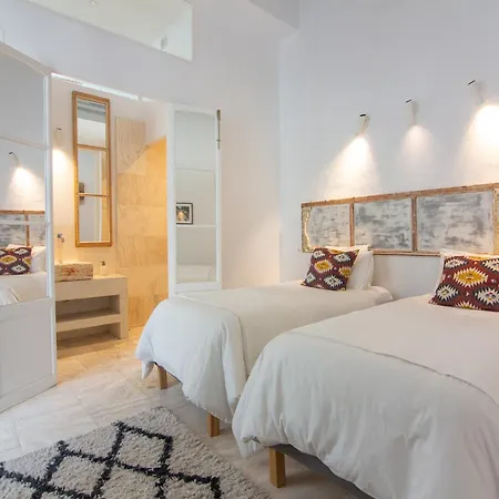 Casa Plaza San Antonio Apartment *